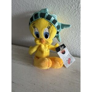 Warner Bros NYC Tweety Bird Statue of Liberty Bean Bag 8" Plush 1998 NWT